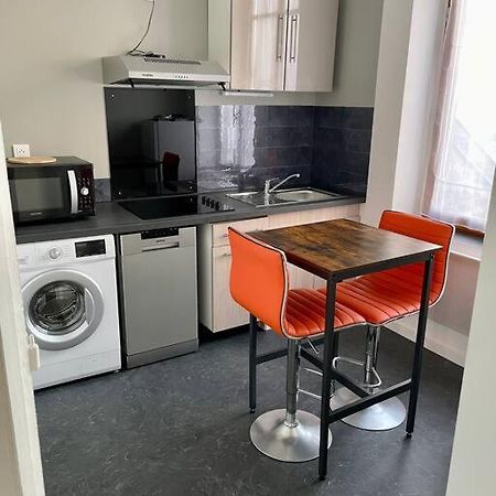 Appartement Idealement Situe Charleville-Mézières Esterno foto